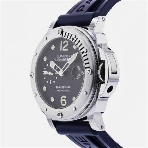 hodinkee panerai submersible.